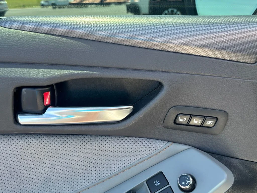 Used 2019 Beige Toyota Touring image 8