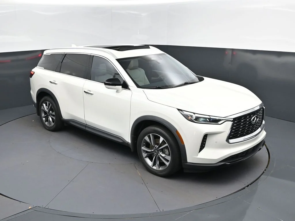 2023 INFINITI QX60 LUXE AWD's photo