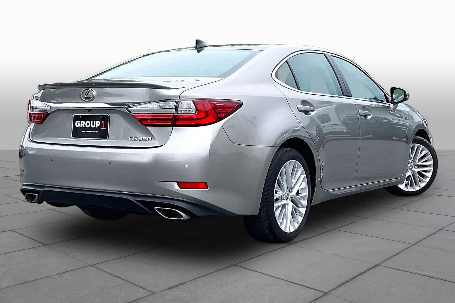 Used 2017 Atomic Silver Lexus  image 12