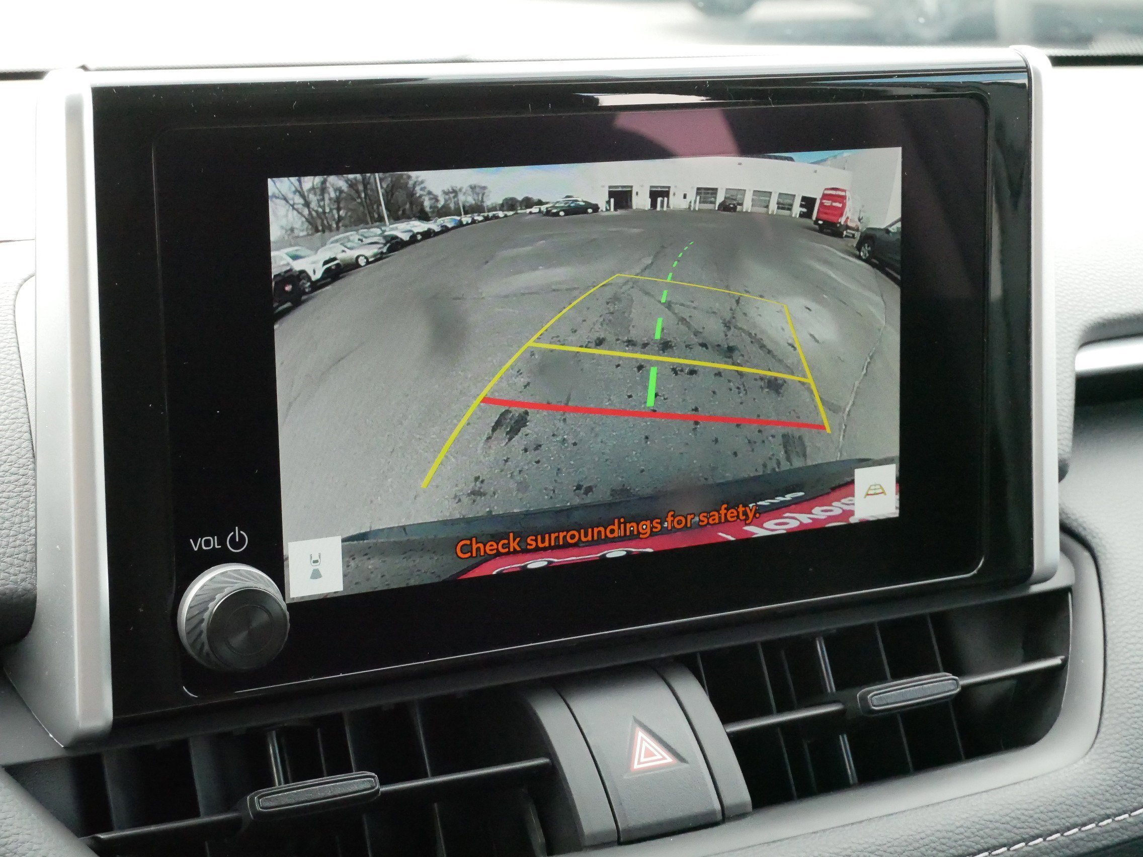 2025 Toyota RAV4 LE - Photo 28