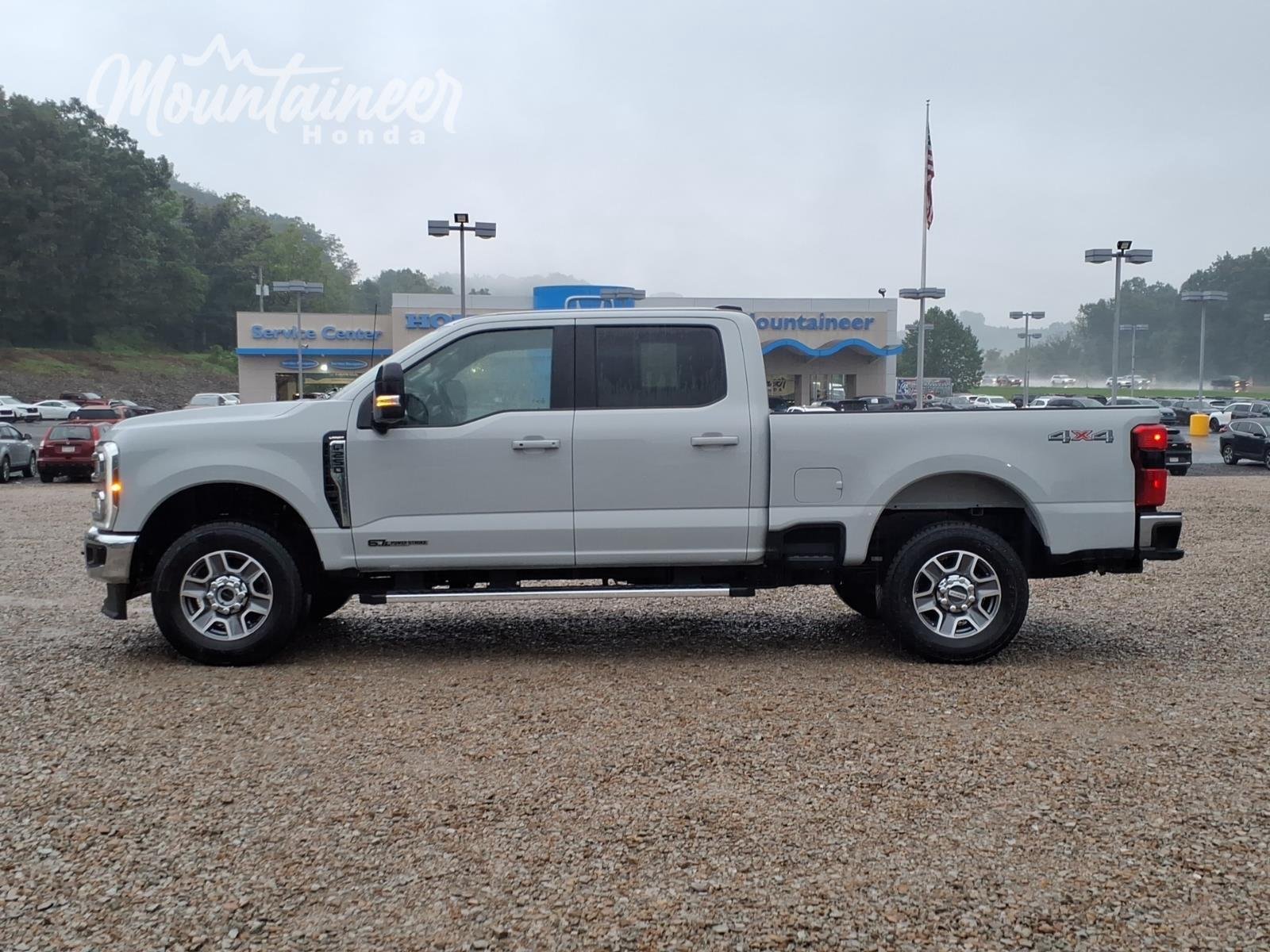Used 2026 Avalanche Gray Ford LARIAT image 4