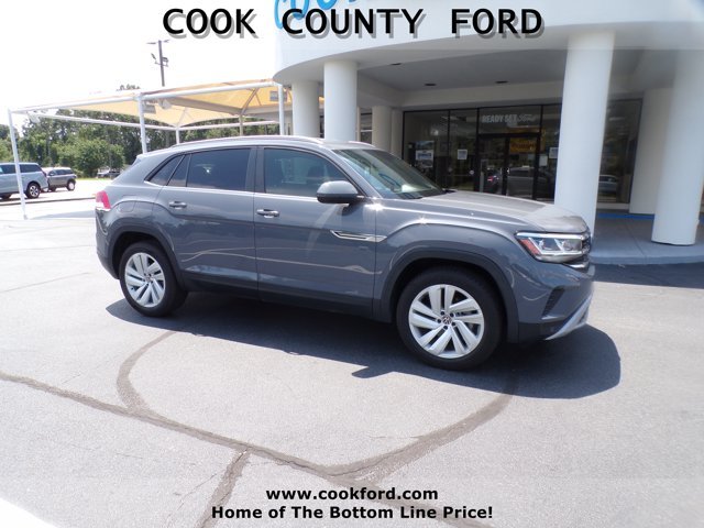 Used 2021 Pure Gray Volkswagen 2.0T SE w/Technology image 7