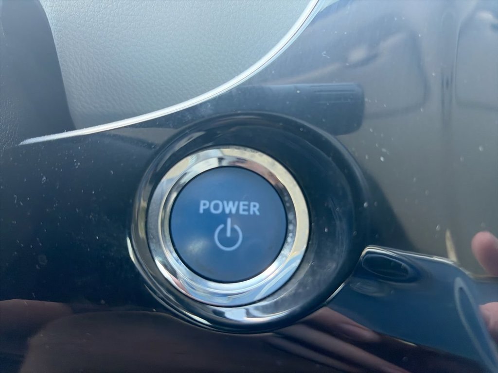 Used 2017  Toyota Two image 22