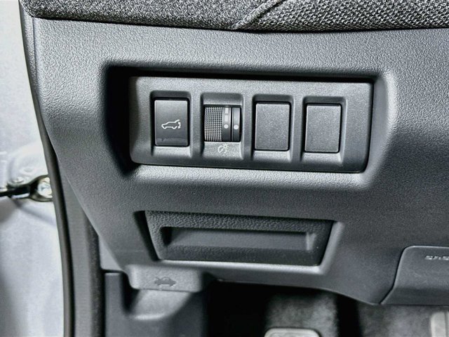 New 2026 ICE SILVER METALLIC Subaru Premium image 10