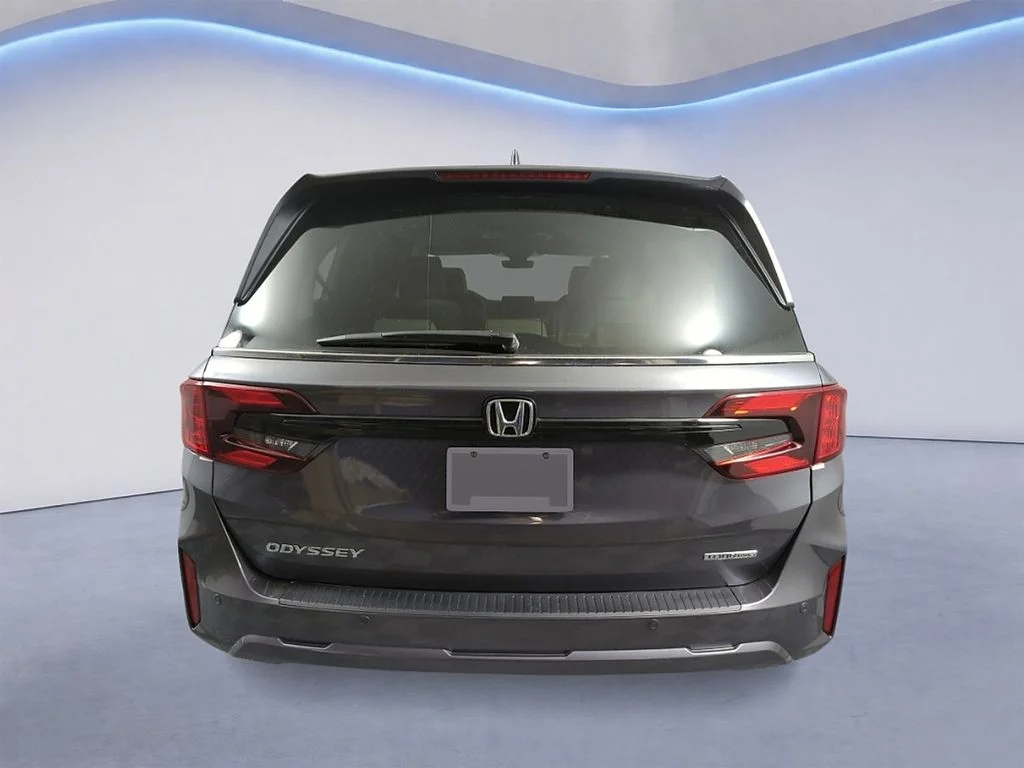 New 2026 Modern Steel Metallic Honda Touring image 3