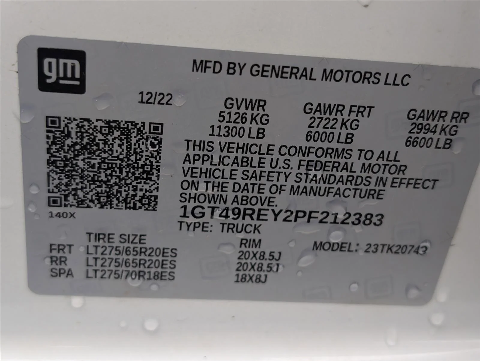 Used 2023 White Frost Tricoat GMC Denali image 39