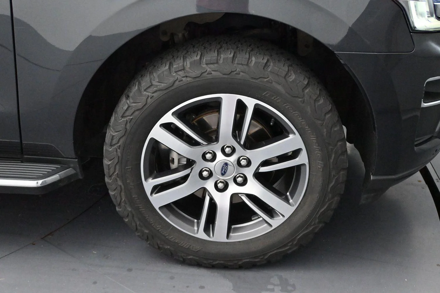 Used 2022 Dark Matter Gray Ford Limited image 40