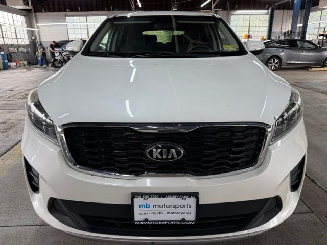 Used 2019 White Kia LX image 6