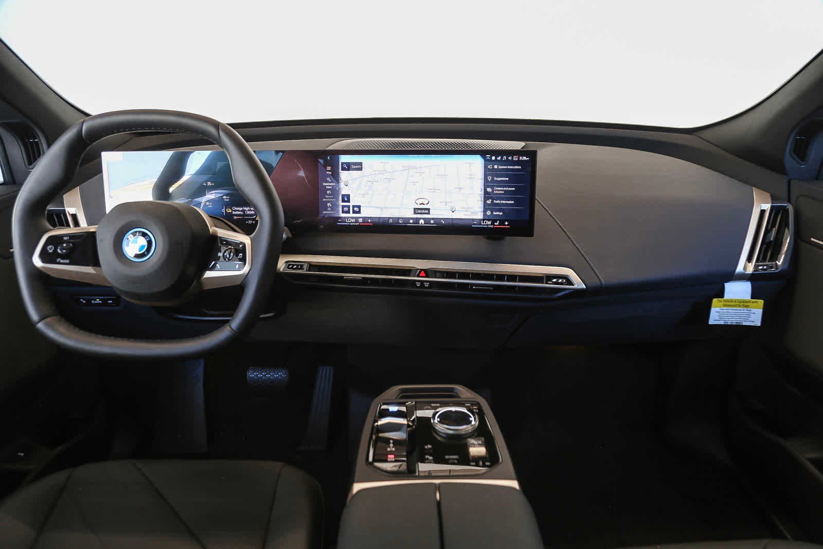2025 BMW iX 50 - Photo 12