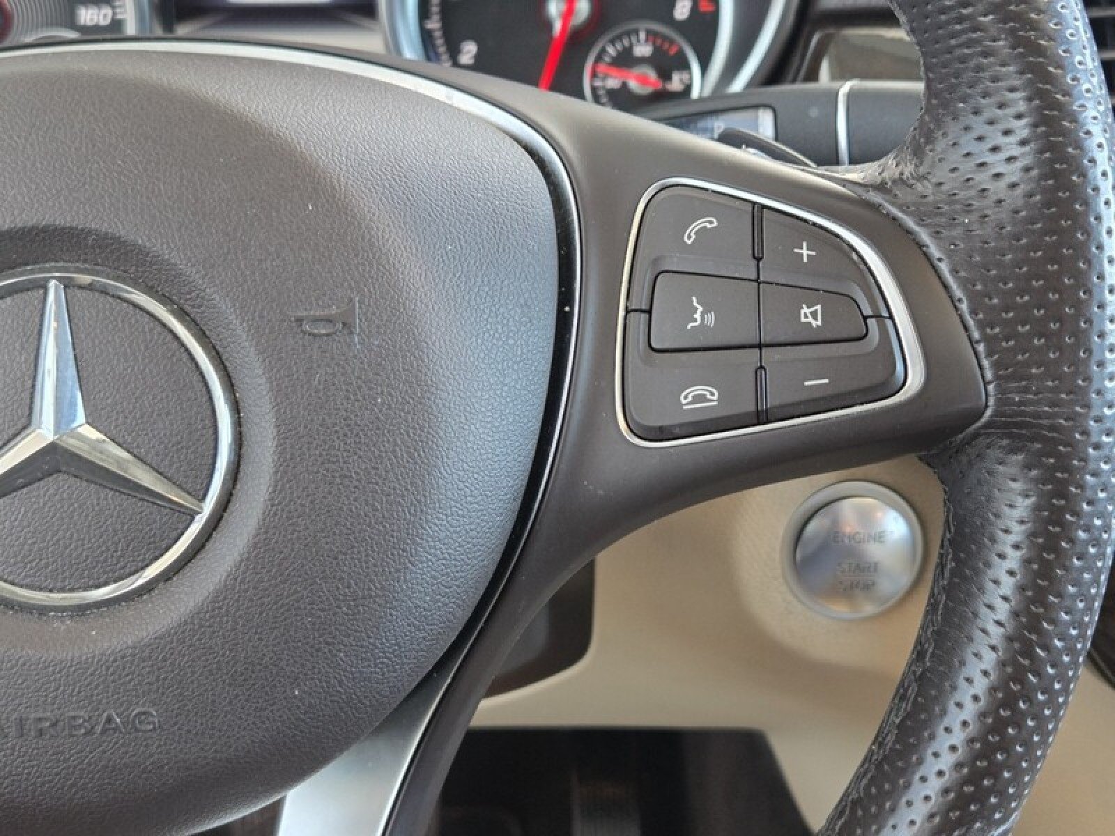 Used 2016 Polar White Mercedes-Benz GLE 350 image 26