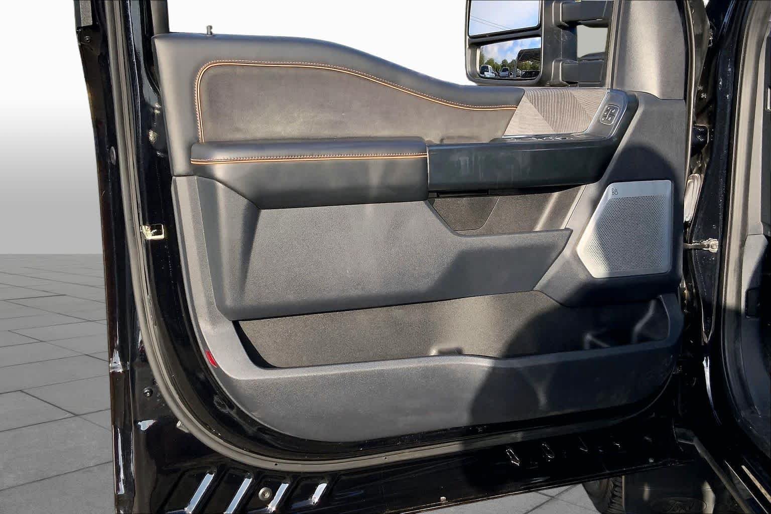Used 2024 Agate Black Ford Platinum image 22