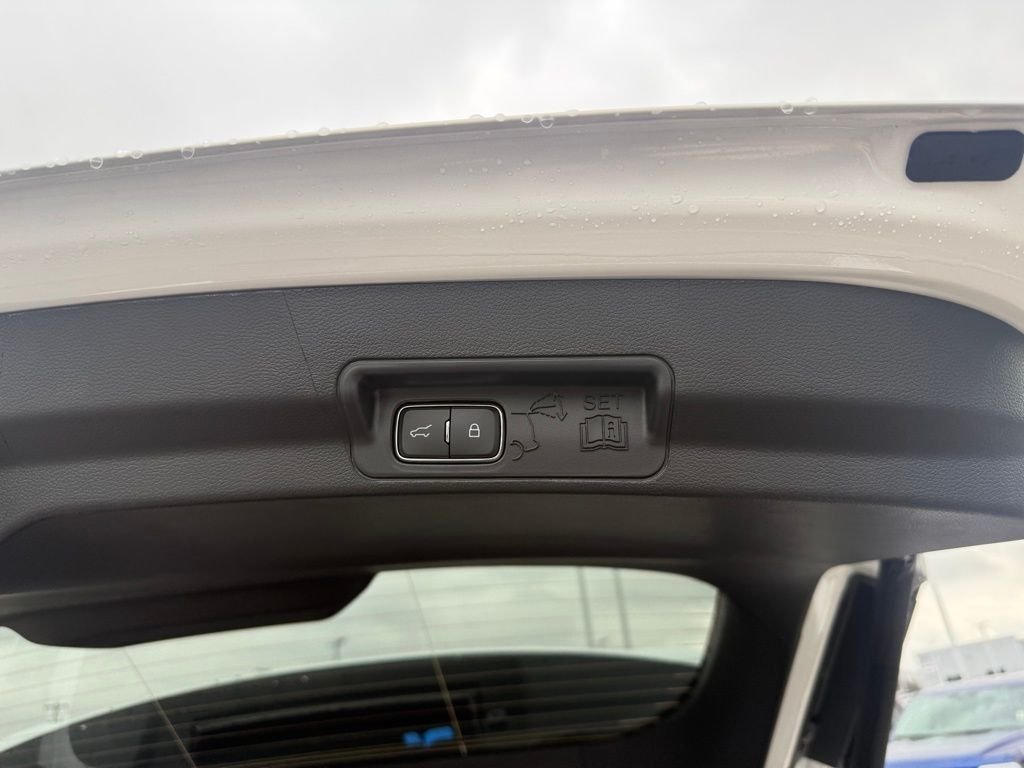 2026 Ford Explorer Tremor - Photo 37
