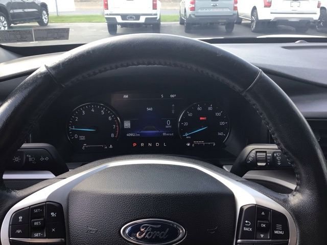Certified Used 2023 Carbonized Gray Metallic Ford XLT image 12