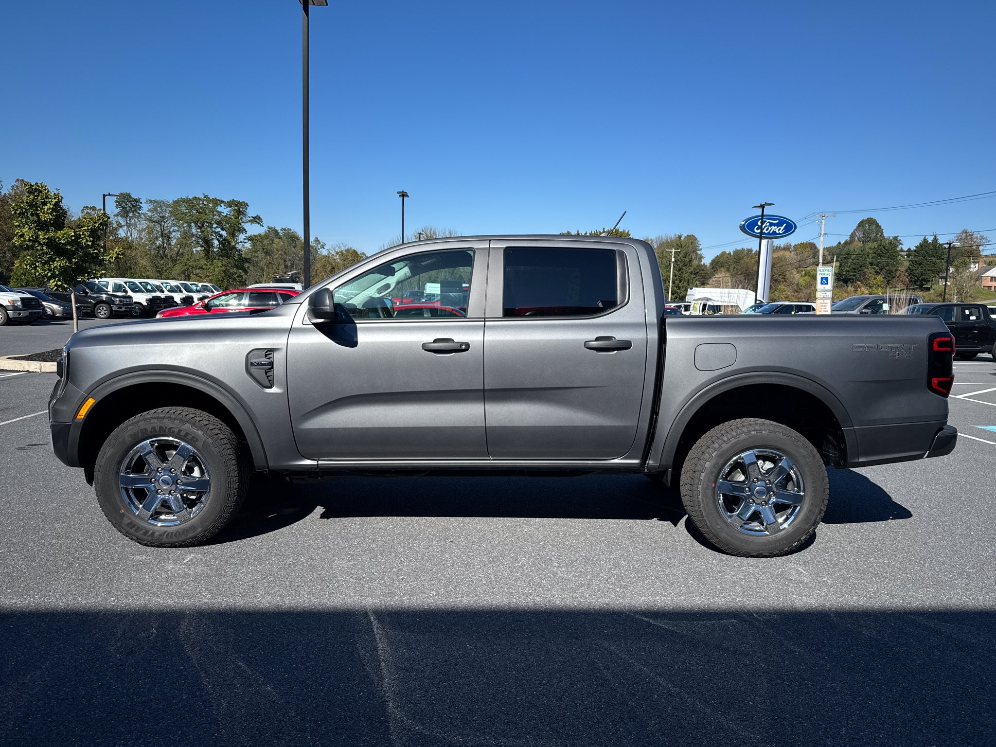 New 2026 Carbonized Gray Metallic Ford XLT image 10