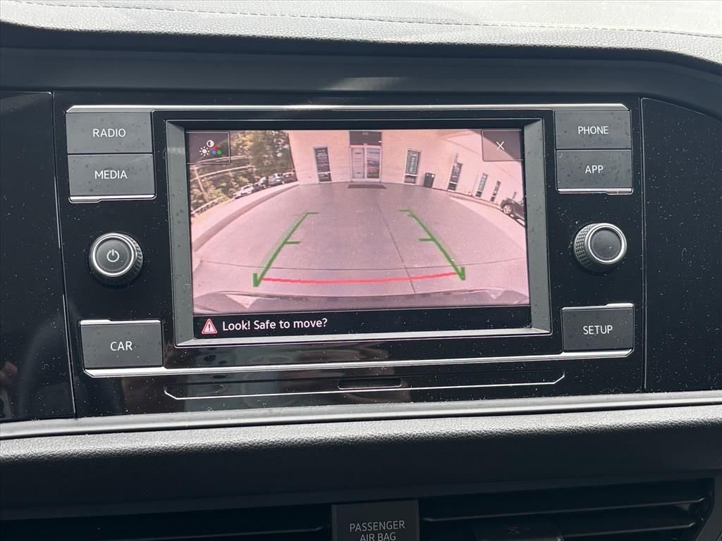Used 2019 Platinum Gray Metallic Volkswagen 1.4T S image 6