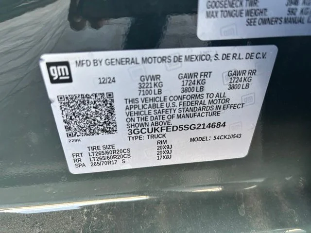 Used 2025 Gray Chevrolet LT Trail Boss image 14