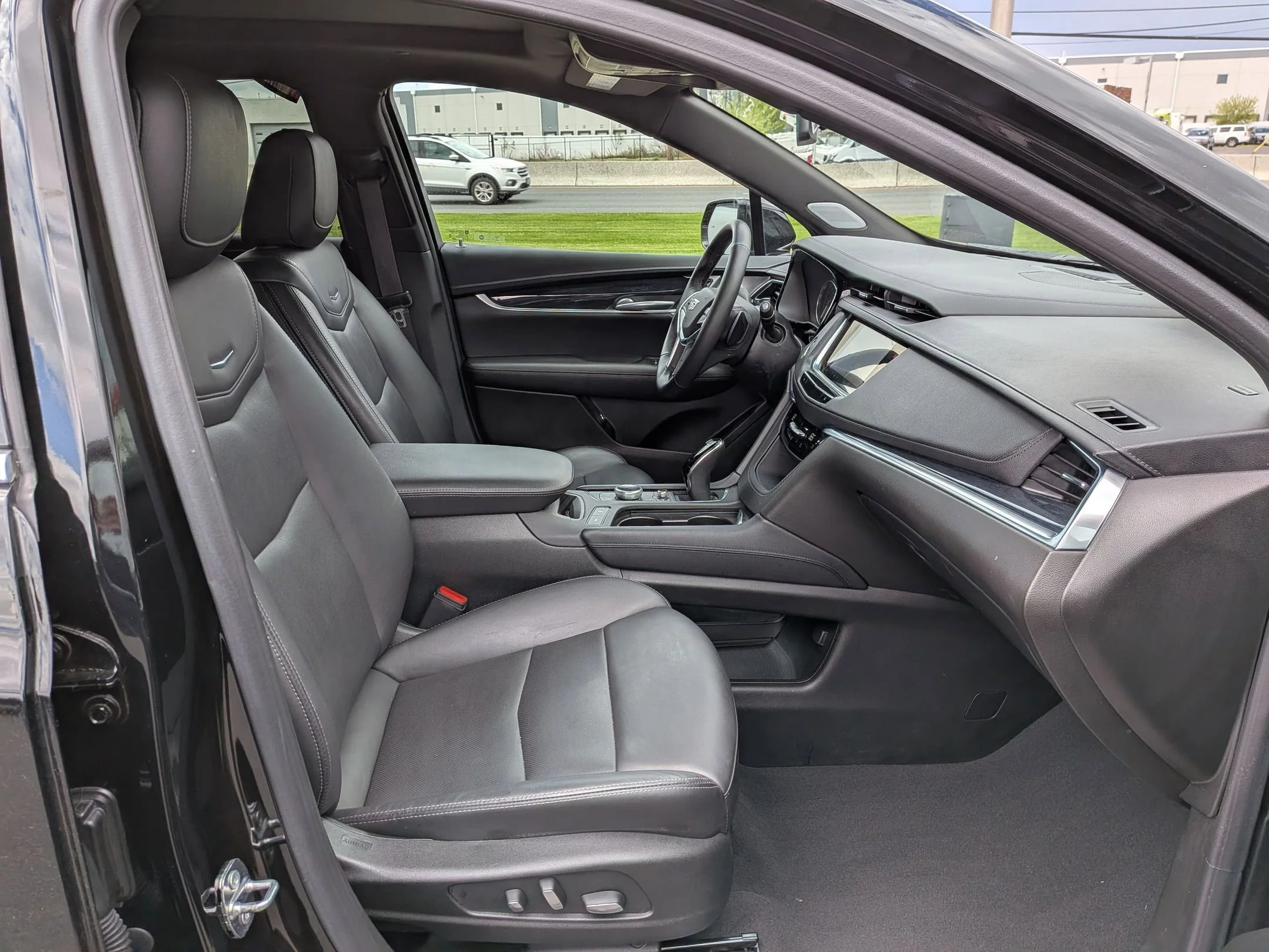 Used 2024 Stellar Black Metallic Cadillac AWD Premium Luxury image 28
