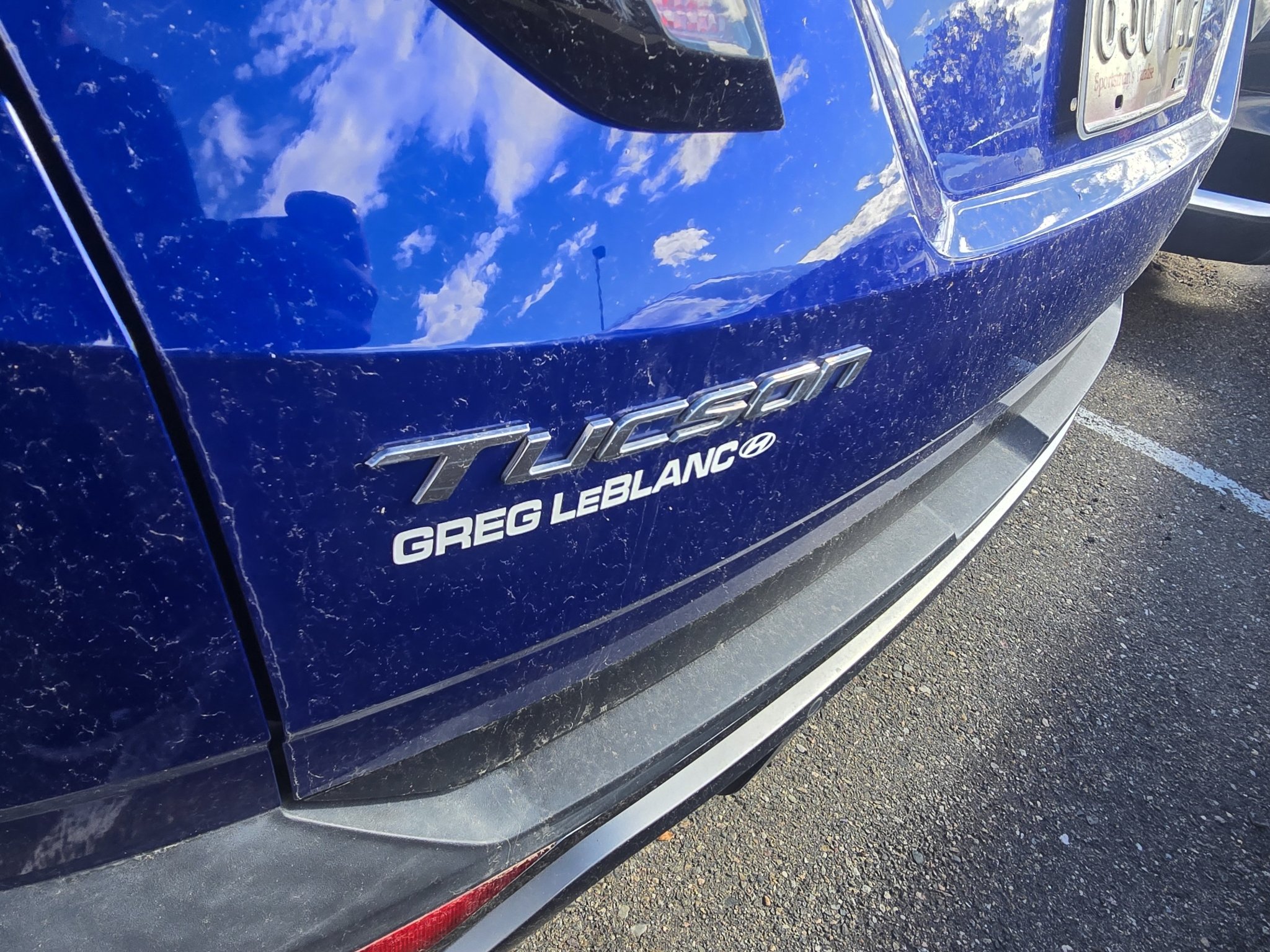 Used 2022 Intense Blue Hyundai Limited image 10
