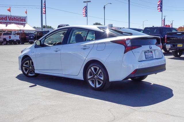 Used 2022 Beige Toyota XLE image 11