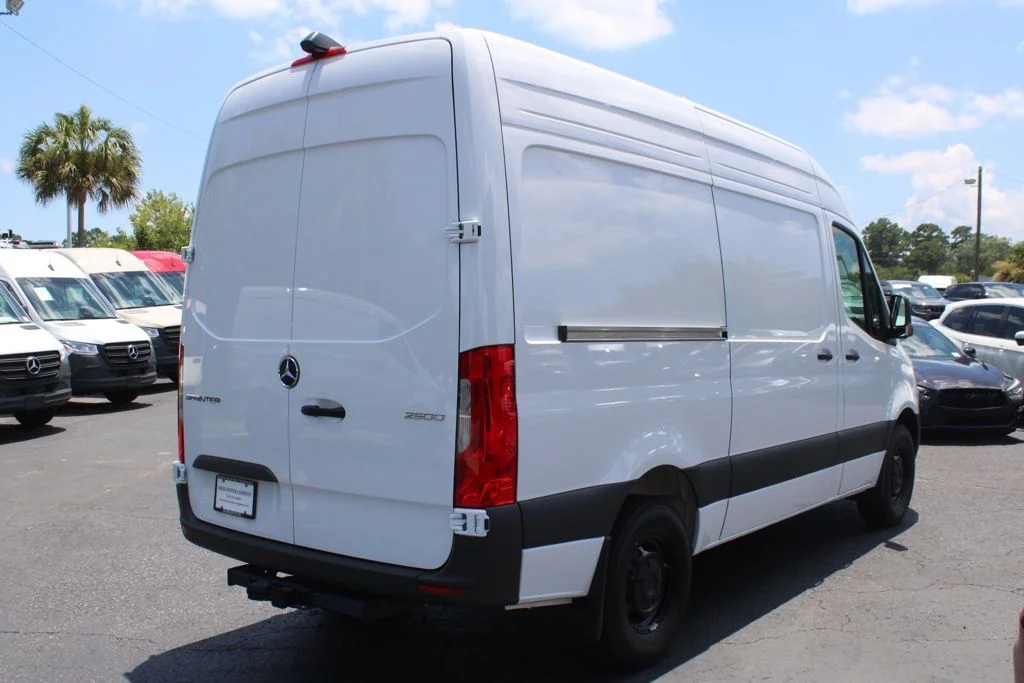New 2026 Arctic White Mercedes-Benz Cargo 144 WB image 6
