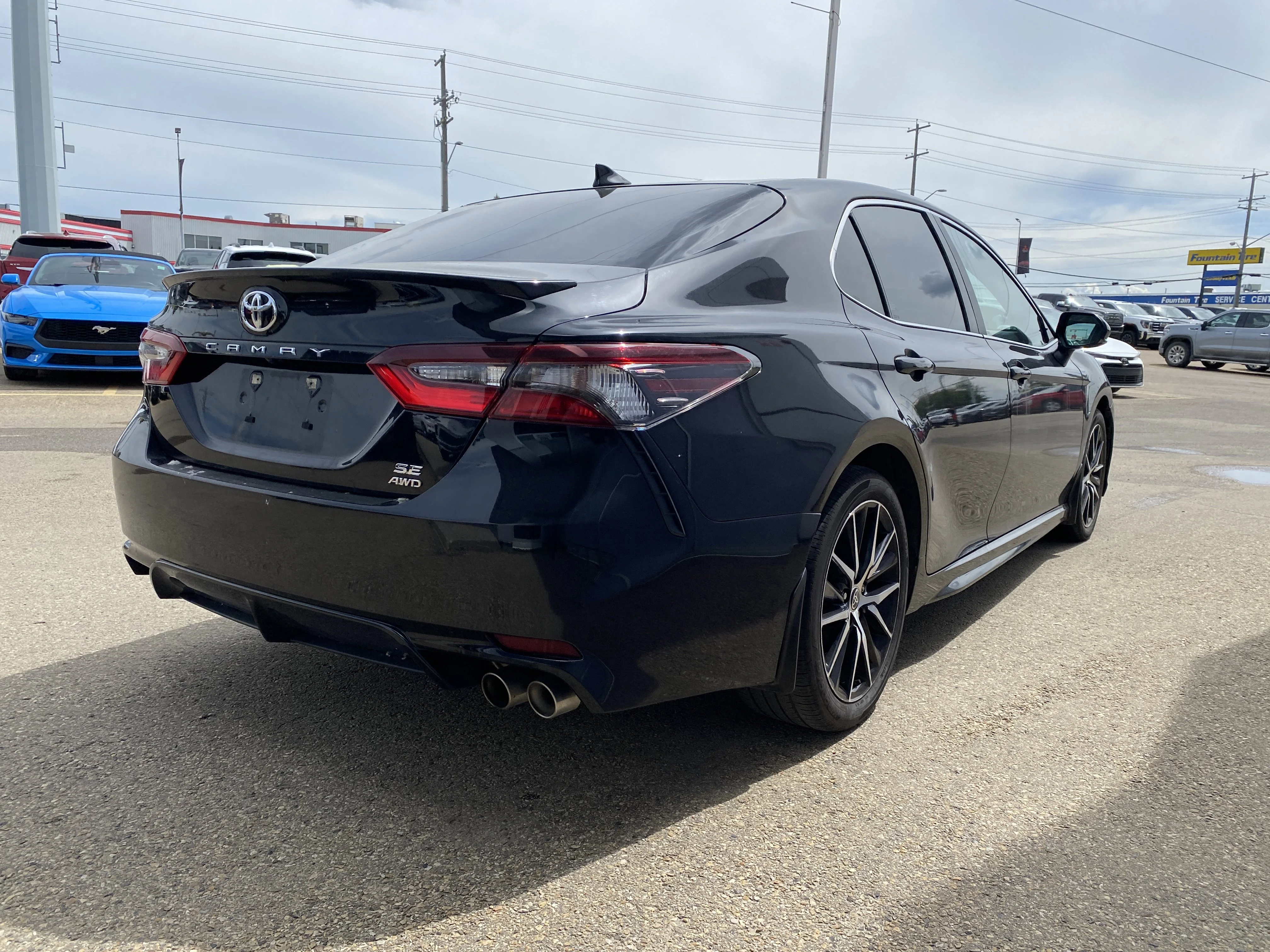 Certified Used 2024 Black Toyota SE Auto AWD * LEATHER* SUNROOF* AUTO HIGHBEAMS * image 5
