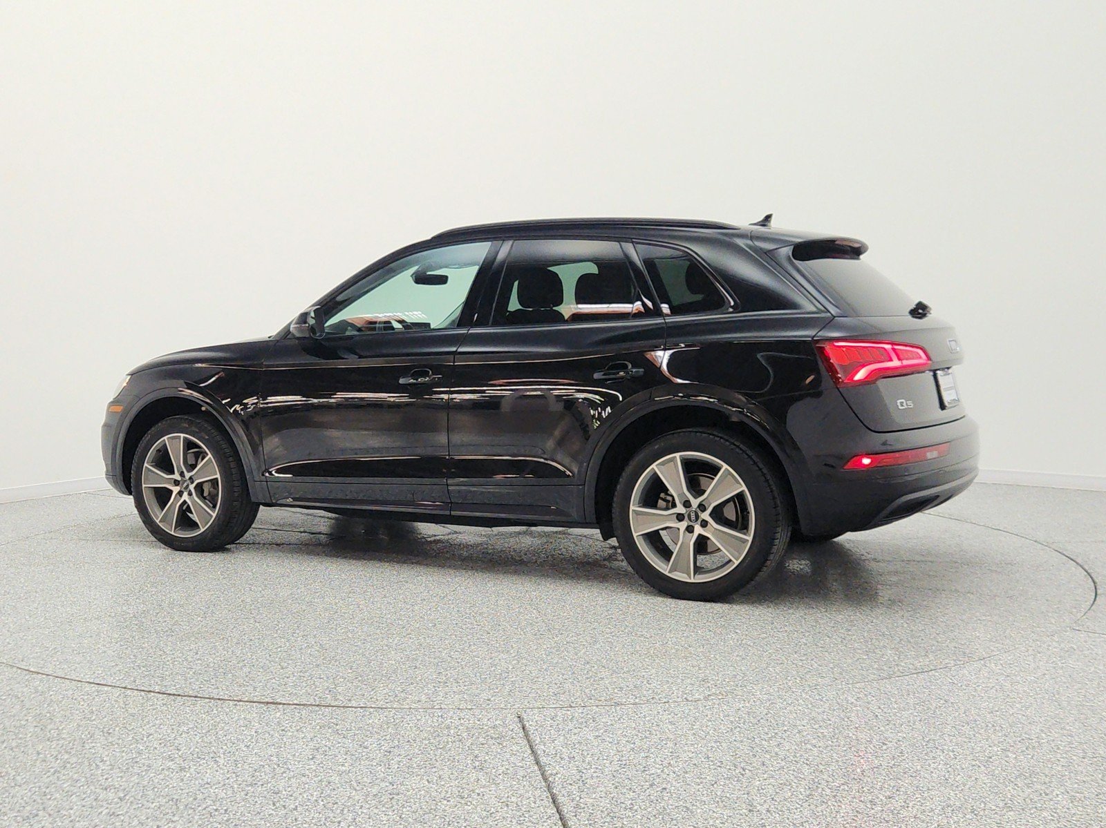 Used 2019 Mythos Black Metallic Audi Premium Plus 45 TFSI quattro image 8