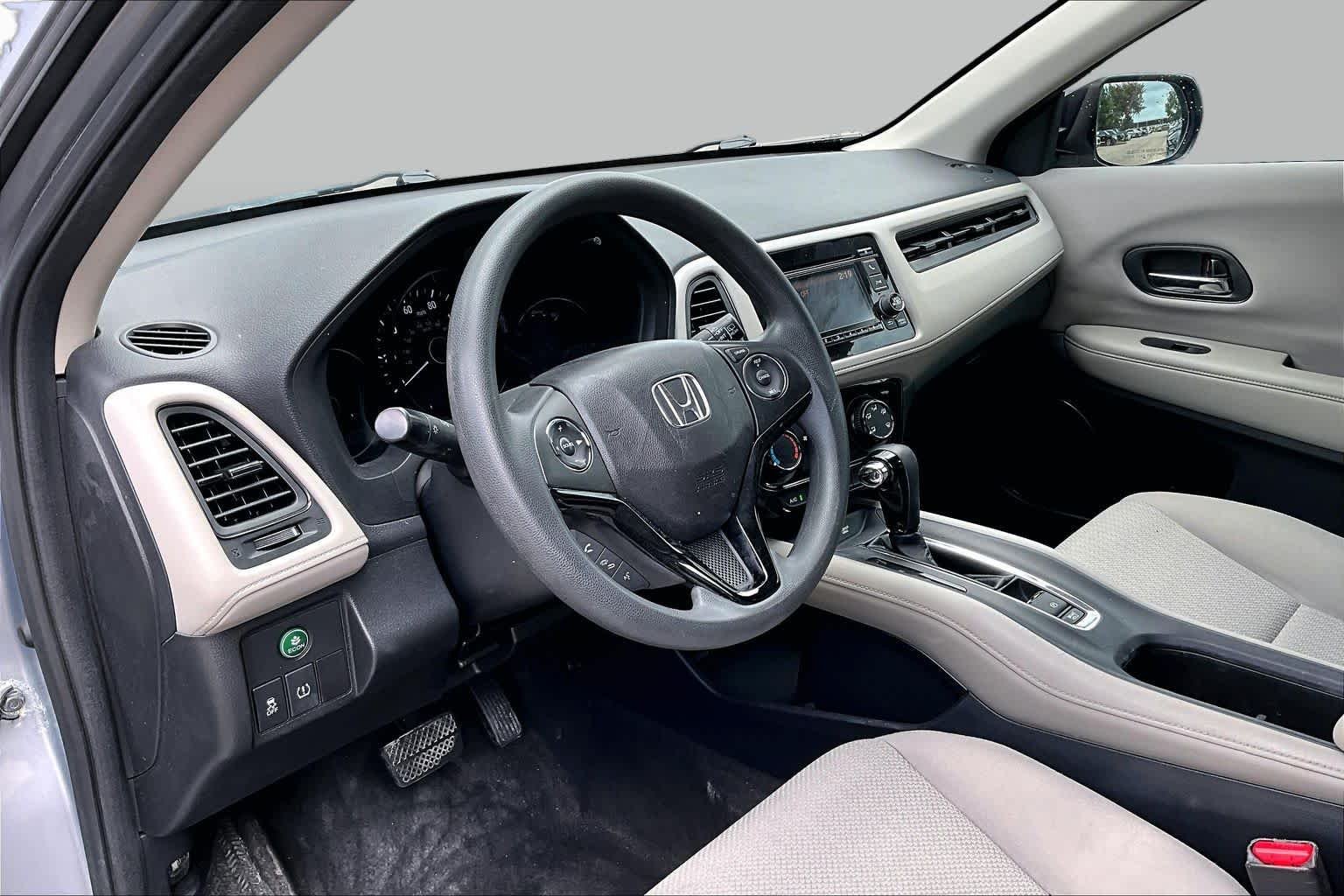 Used 2017 Modern Steel Metallic Honda LX image 16