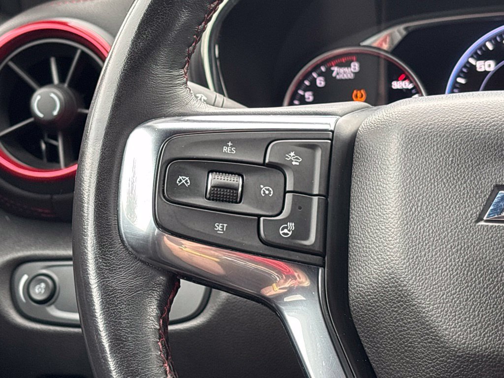 Used 2022 Red Chevrolet RS image 26