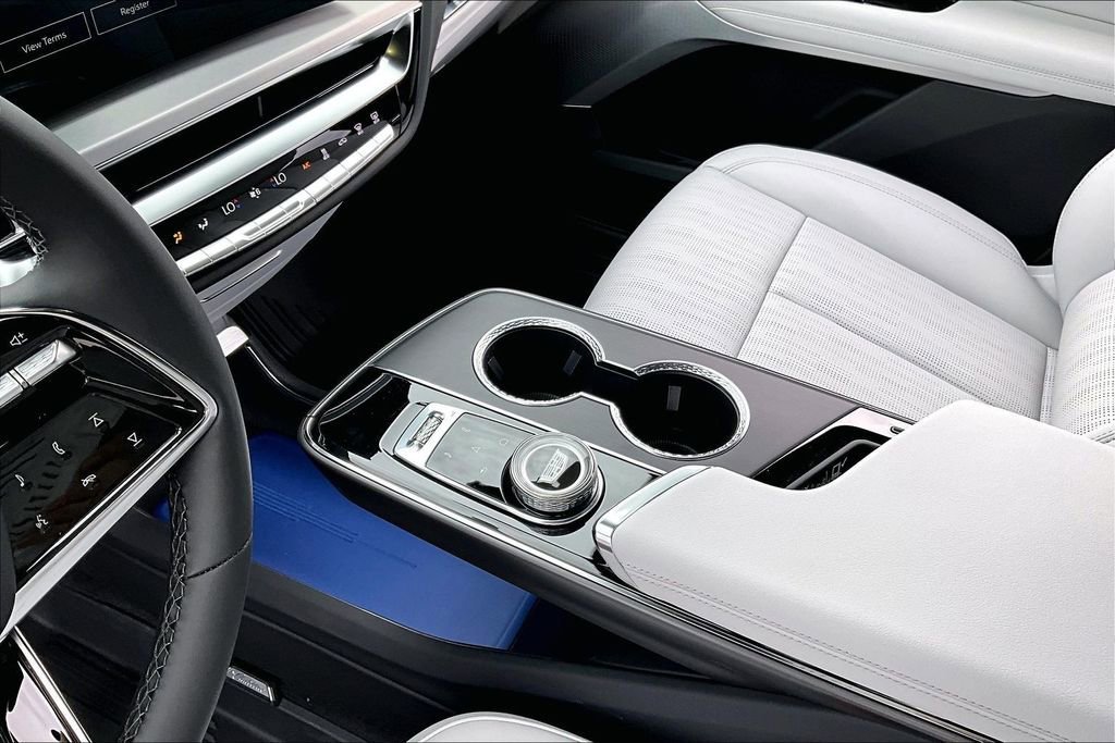 2026 Cadillac LYRIQ Premium Luxury - Photo 8
