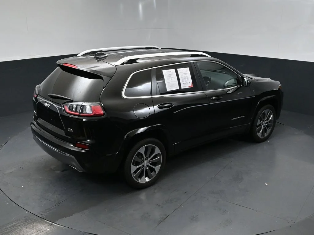 Used 2019 Black Jeep Overland image 41