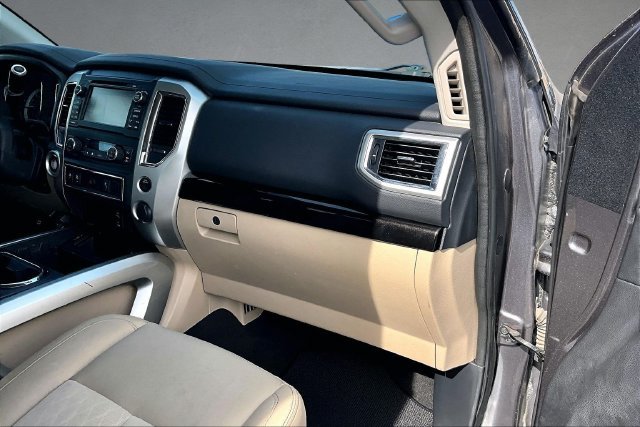 Used 2018 Gun Metallic Nissan SV image 13