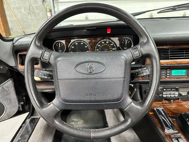 Used 1993  Jaguar Base image 35