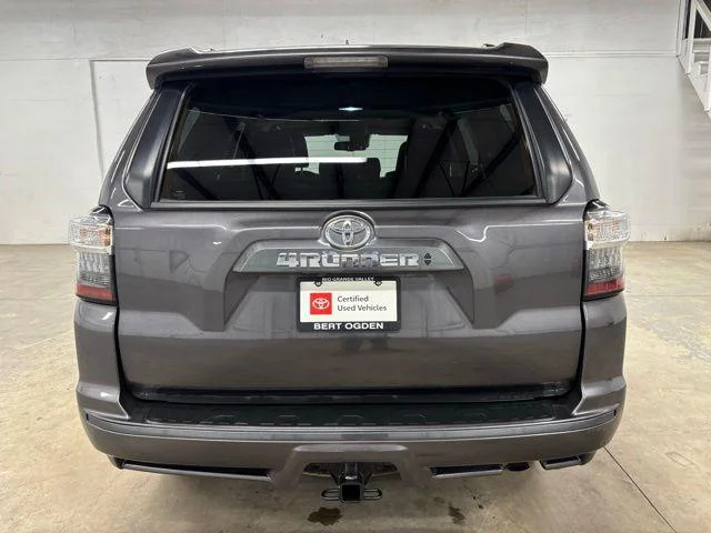 Used 2023 MAGNETIC GRAY MET. Toyota  image 6
