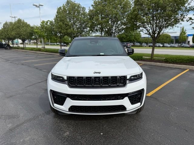Used 2026 Bright White Clearcoat Jeep Summit image 7