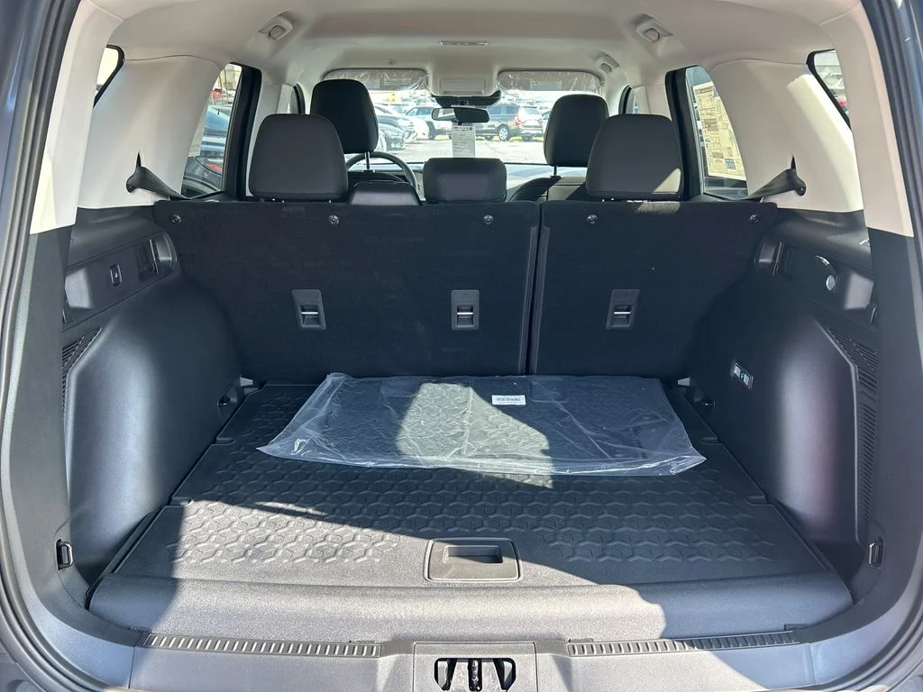 New 2026 Carbonized Gray Metallic Ford Big Bend® image 18