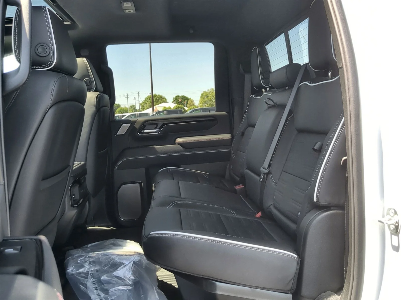 New 2026 Summit White GMC AT4X image 26