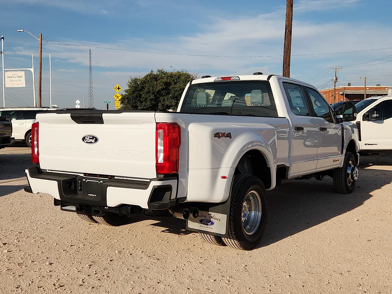 New 2027 Oxford White Ford XL image 7