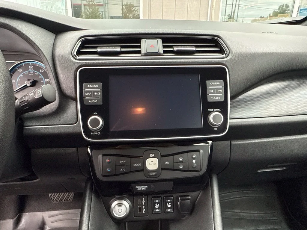Used 2022 Deep Blue Pearl Nissan SV image 23