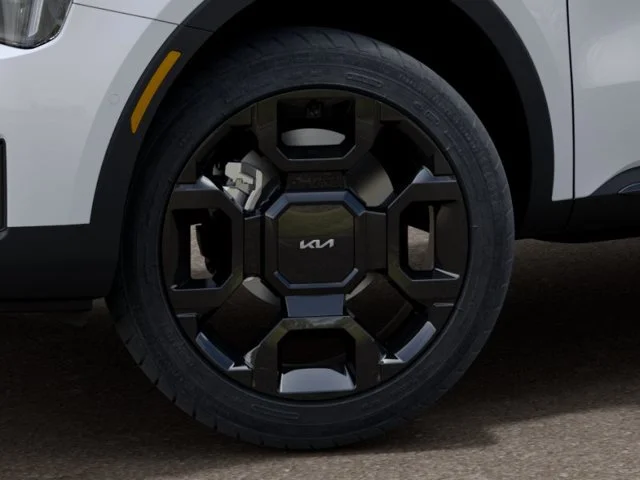 New 2026 White Kia X-Line SX Prestige image 9