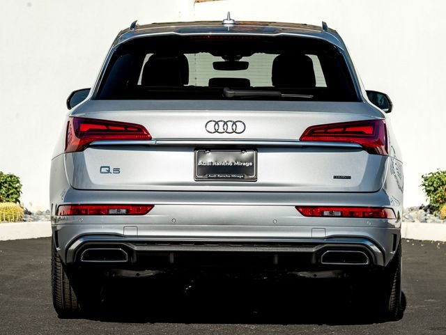 Used 2024 Florett Silver Metallic Audi 45 S line Premium image 9