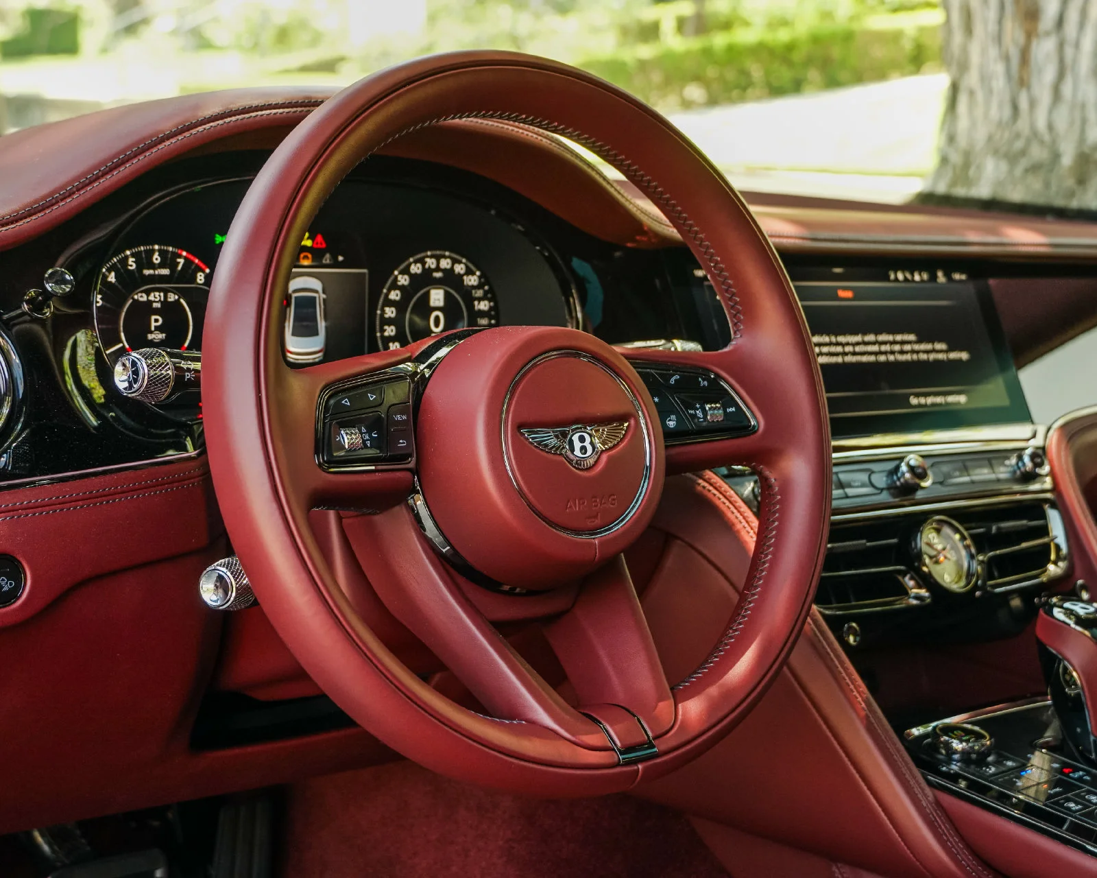 2025 Bentley Flying Spur - Photo 17