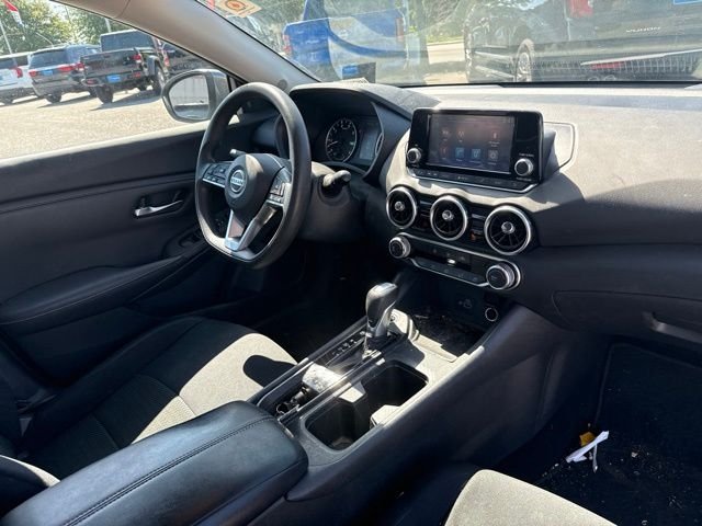Used 2021 Gray Nissan S image 11