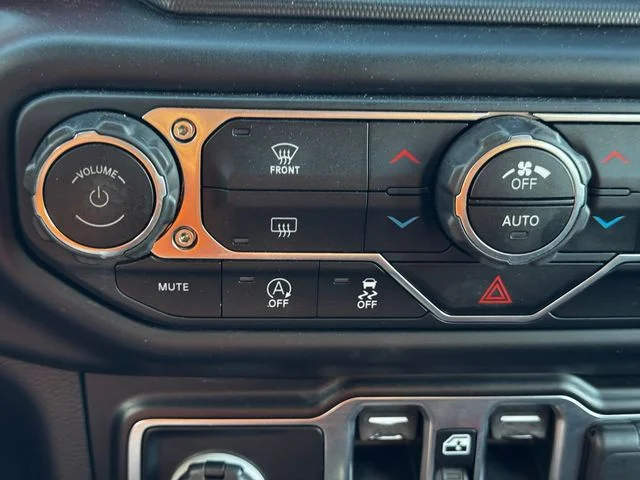 Used 2022 Black Jeep Unlimited Rubicon image 36