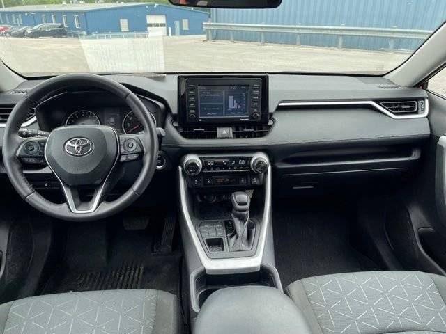 Used 2021 Red Toyota XLE image 3