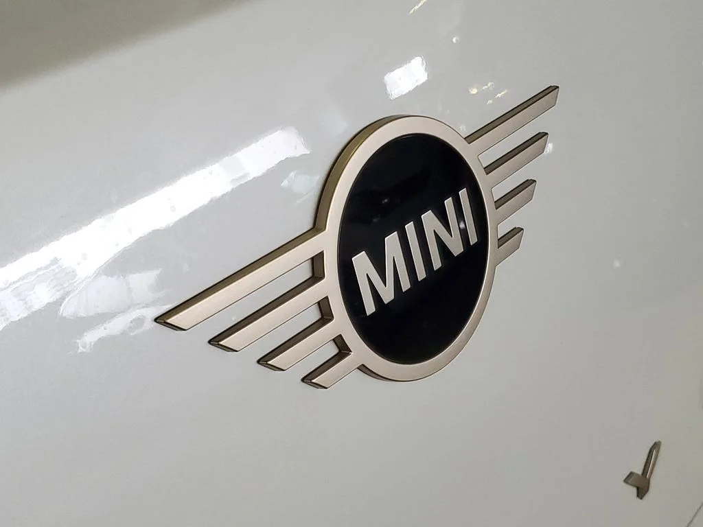 New 2026 White MINI Oxford image 6