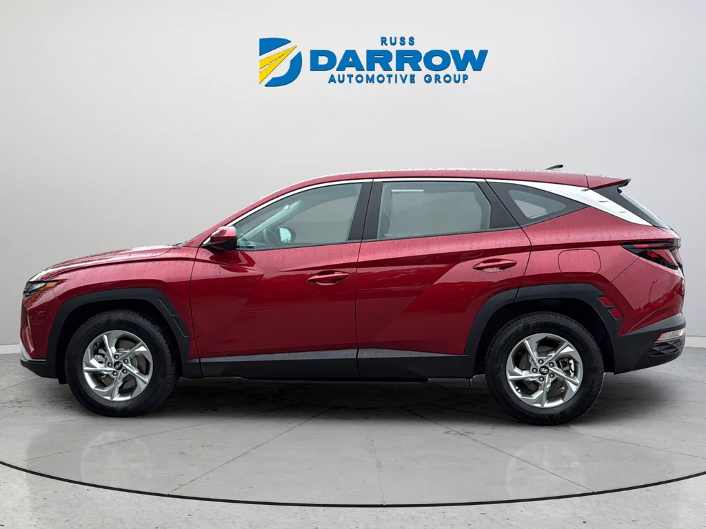 Used 2024 Red Hyundai SE image 2