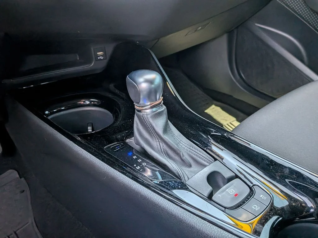 Used 2021 White Toyota XLE image 17