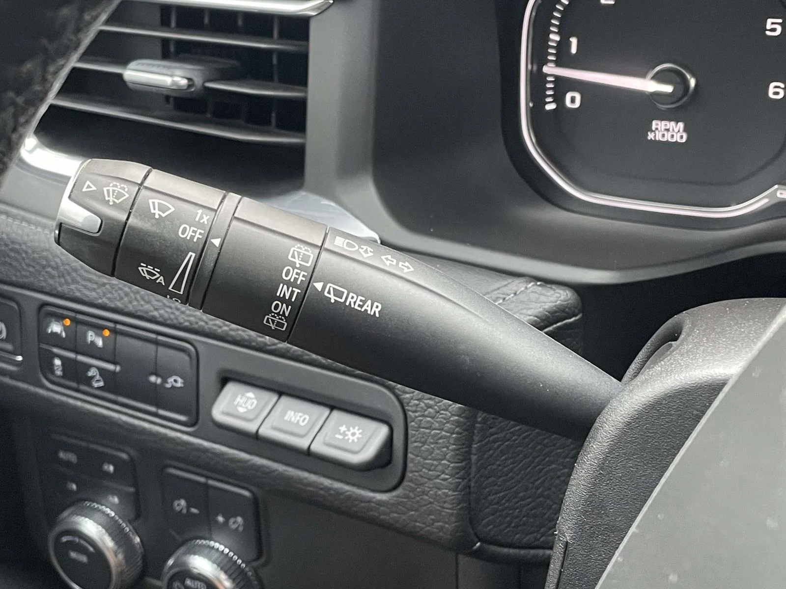 Used 2021 Onyx Black GMC Denali image 13