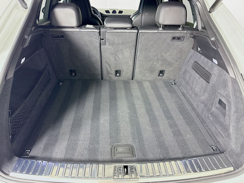 Used 2023 White Porsche Platinum Edition image 10