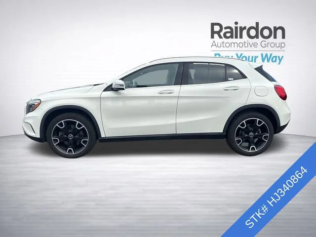 Used 2017 Cirrus White Mercedes-Benz GLA 250 image 4